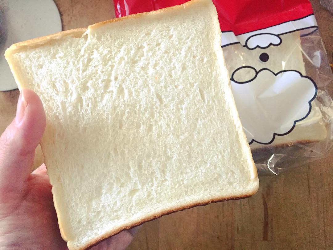 サンタ食パン　Instagram