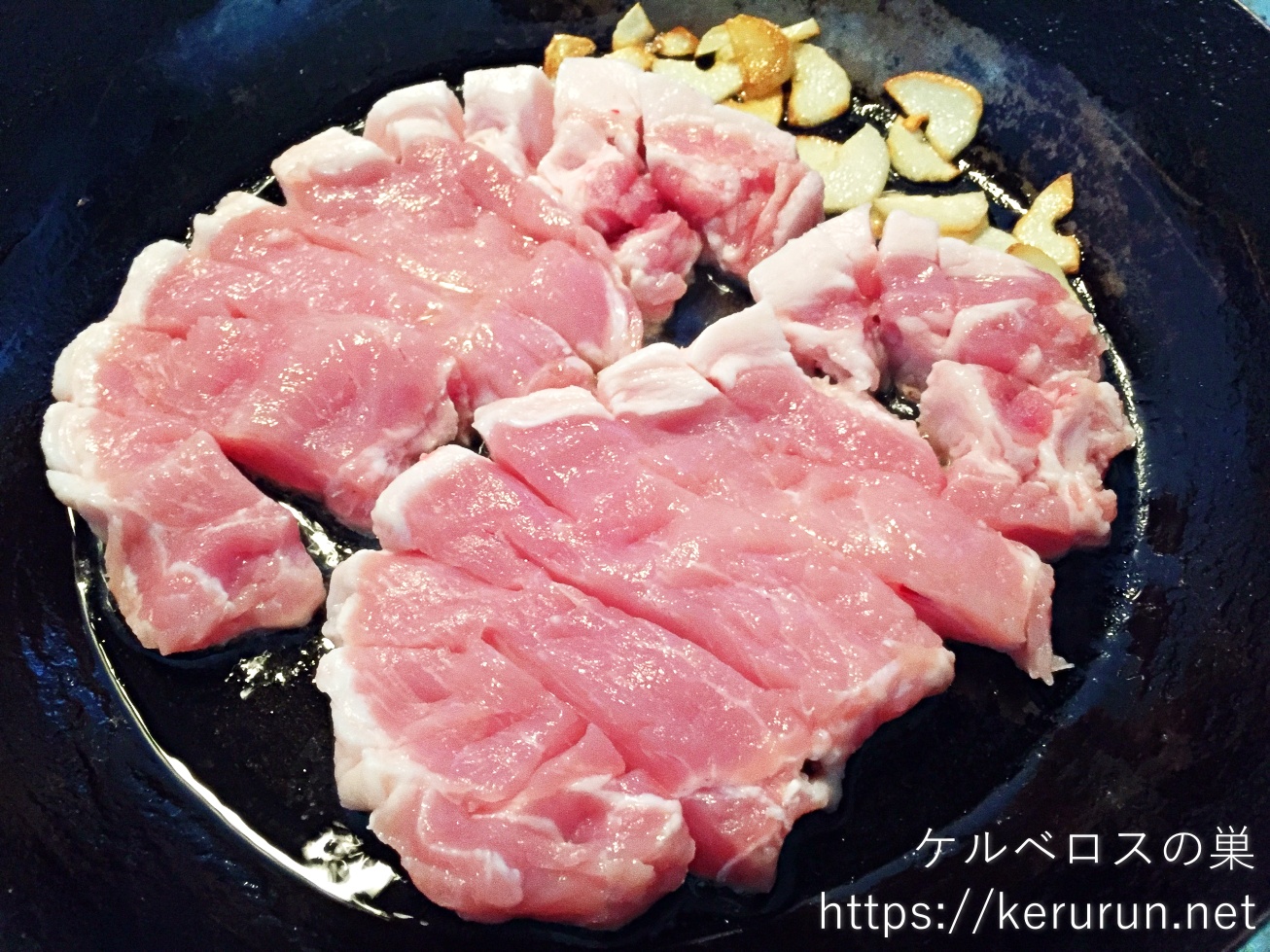 コストコの豚ロースとんかつ用厚切り肉でトンテキ定食の晩ごはん